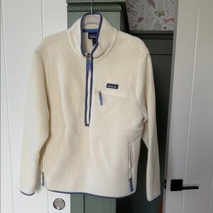 Patagonia Women’s Retro Pile Fleece Marsupial Pullover